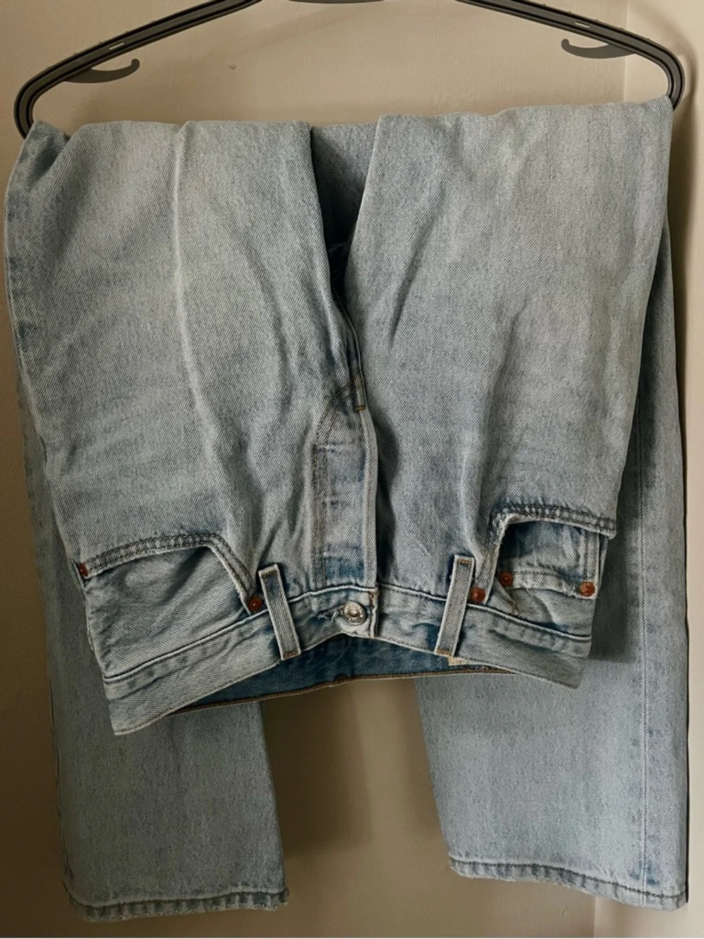 Levi's Pale Blue Straight-Leg Jeans - Picture 2 of 4